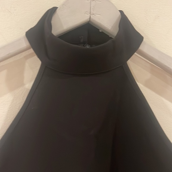 Tegan Wrap Mini Dress in Black
superdown XXS NWTS new! Halter neck - Picture 6 of 8